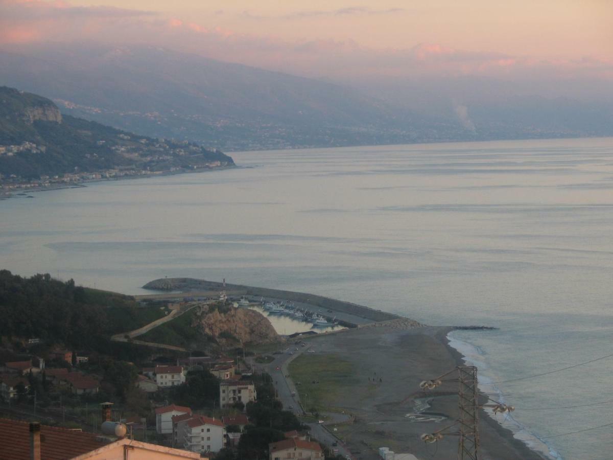 Azienda Agrituristica Le Terre Di San Leonardo Cetraro Bagian luar foto