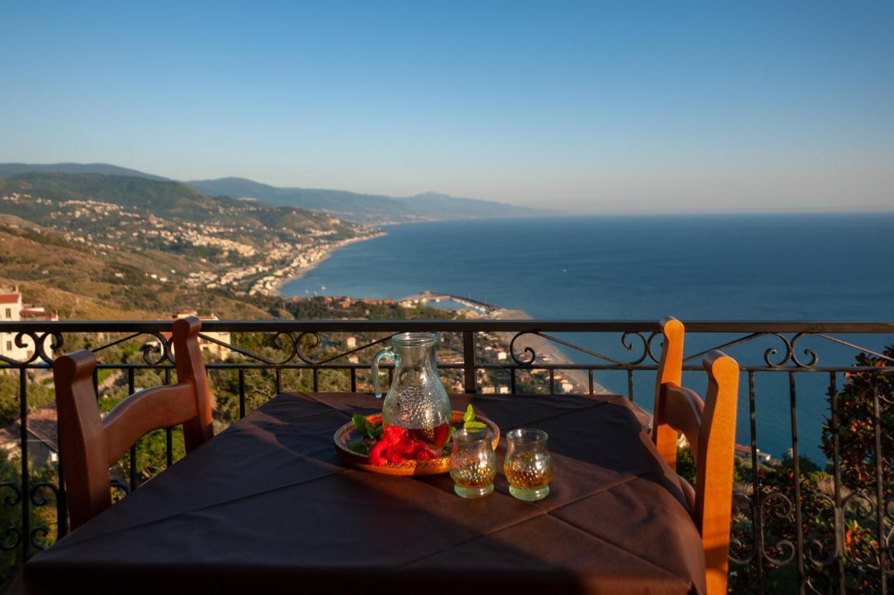 Azienda Agrituristica Le Terre Di San Leonardo Cetraro Bagian luar foto